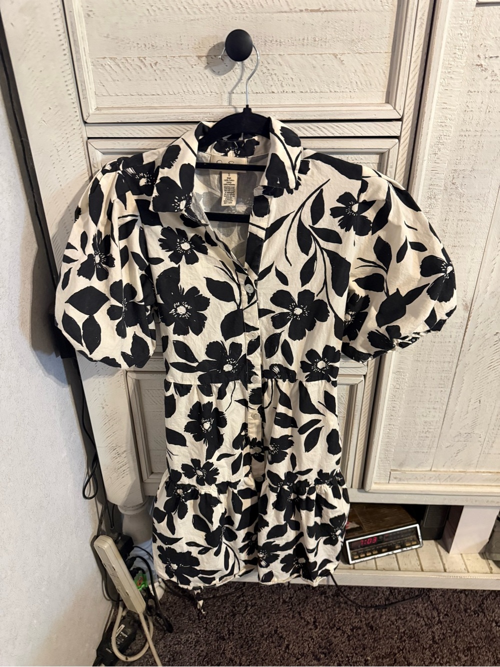Jessica Simpson Black and White Floral Midi Dress